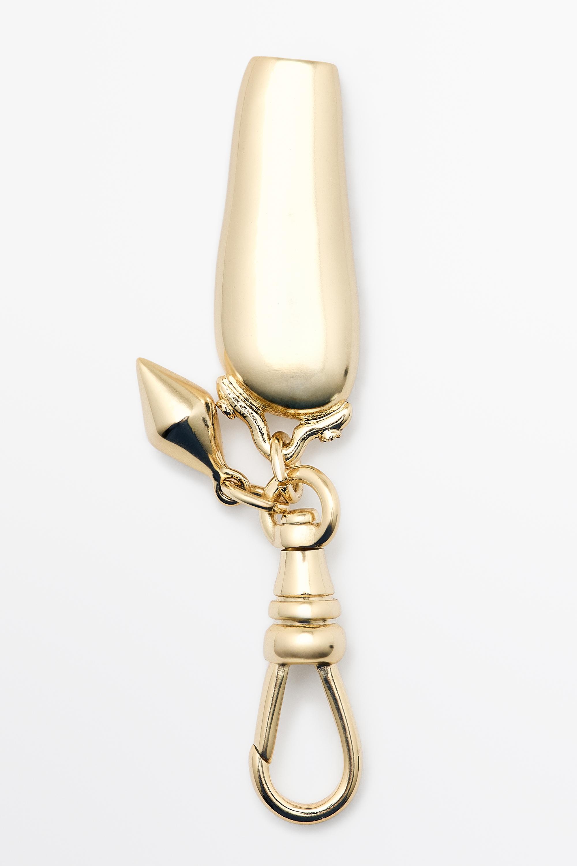 Elongated charm pendant